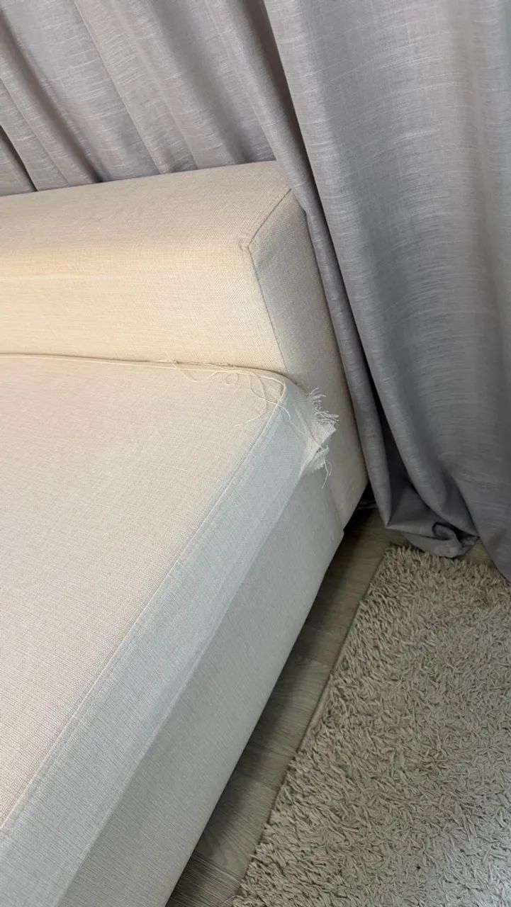 Sofá 3 Lugar Paineiras Bege Claro - Foto 4