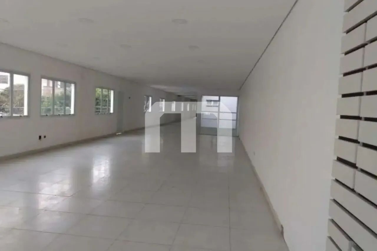Prédio comercial à venda 710m² , Zona de uso Misto, 2 pavimentos e 15 vagas.