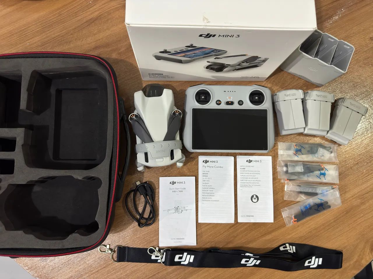 Dji Mini 3 Fly More Combo - Drone