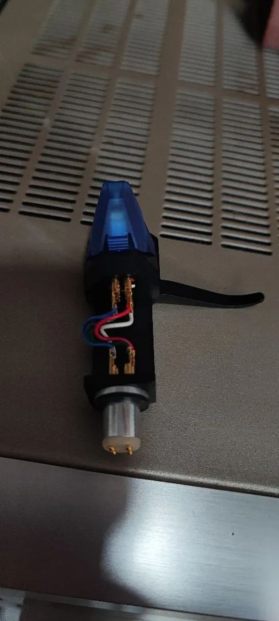 Cápsula Ortofon 2m blue pré montada em headshell sh4 black - Foto 2