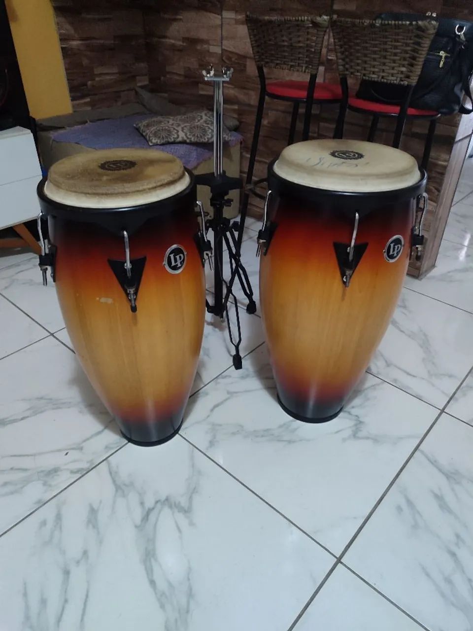 Vendo par de congas Lp com BEGS 3500 sem BEGS 2800 - Foto 2