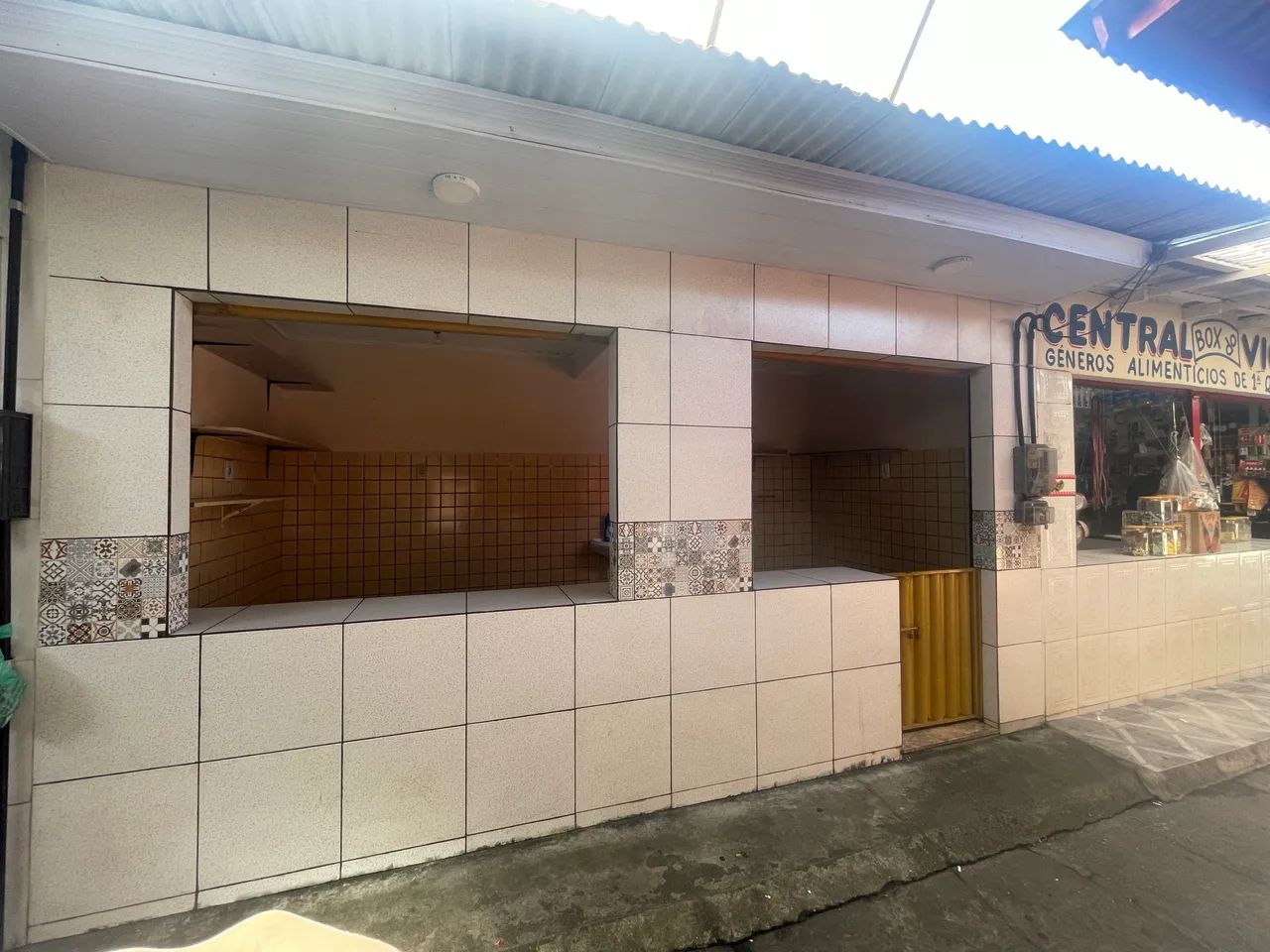 VENDO EXCELENTE PONTO COMERCIAL NA MARAMBAIA  - Foto 3
