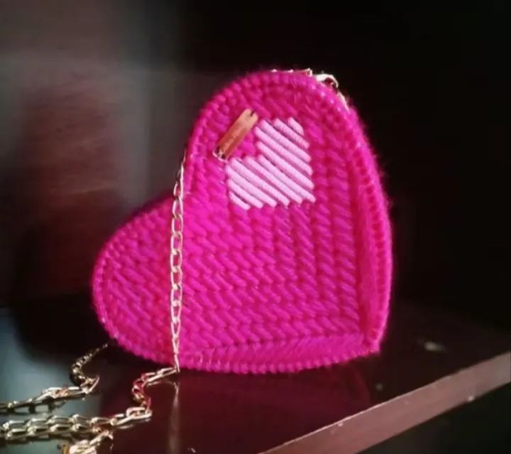 Artes e bolsas em crochê  - Foto 3