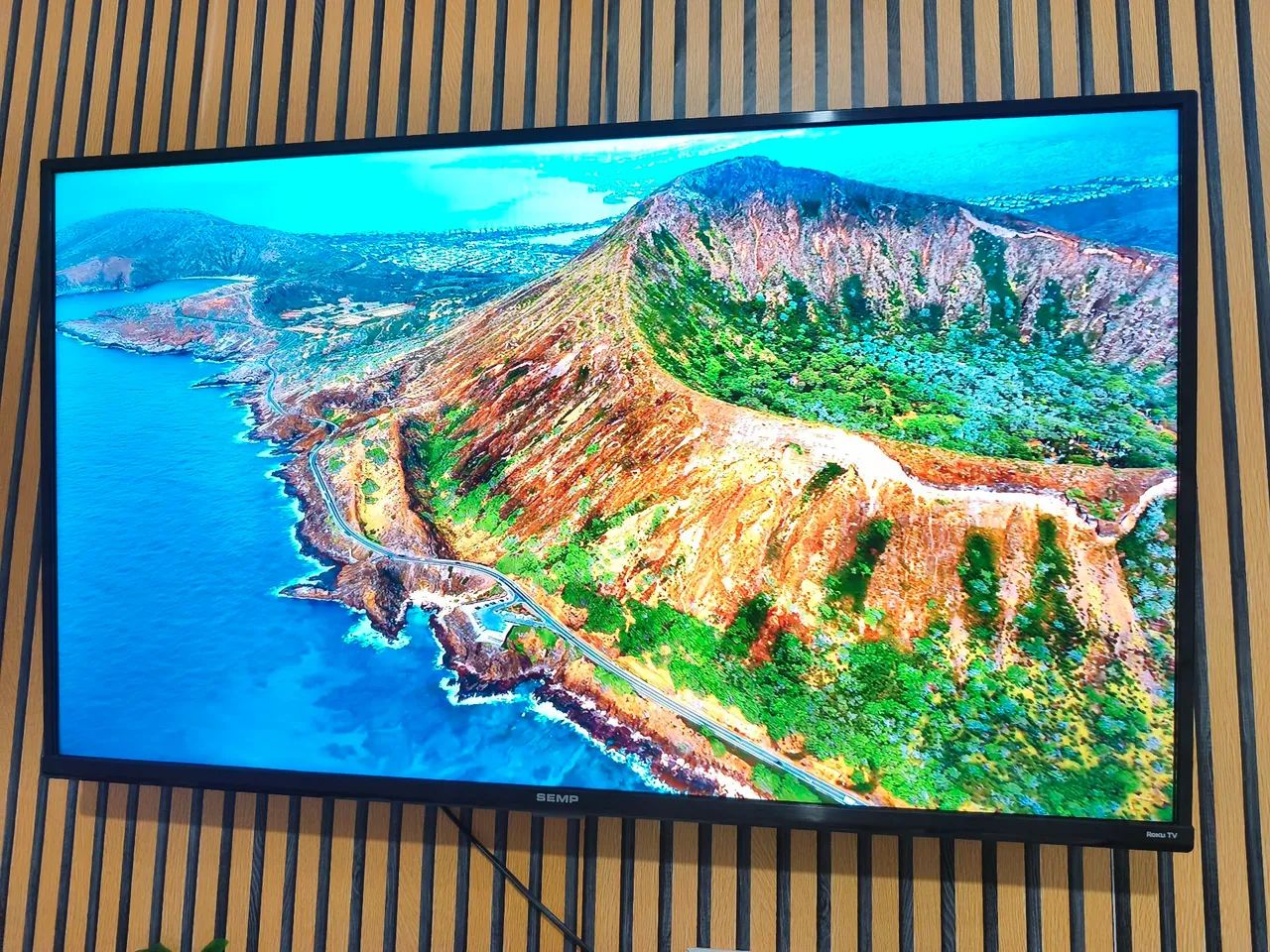 SMART TV 43 POLEGADAS ROKU LINDA LINDA - Foto 4