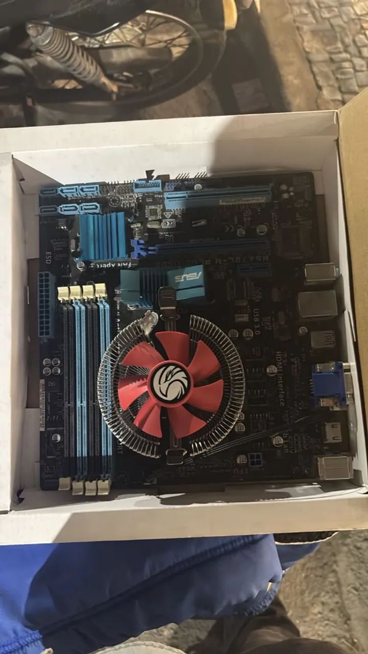 Placa mãe e processador 