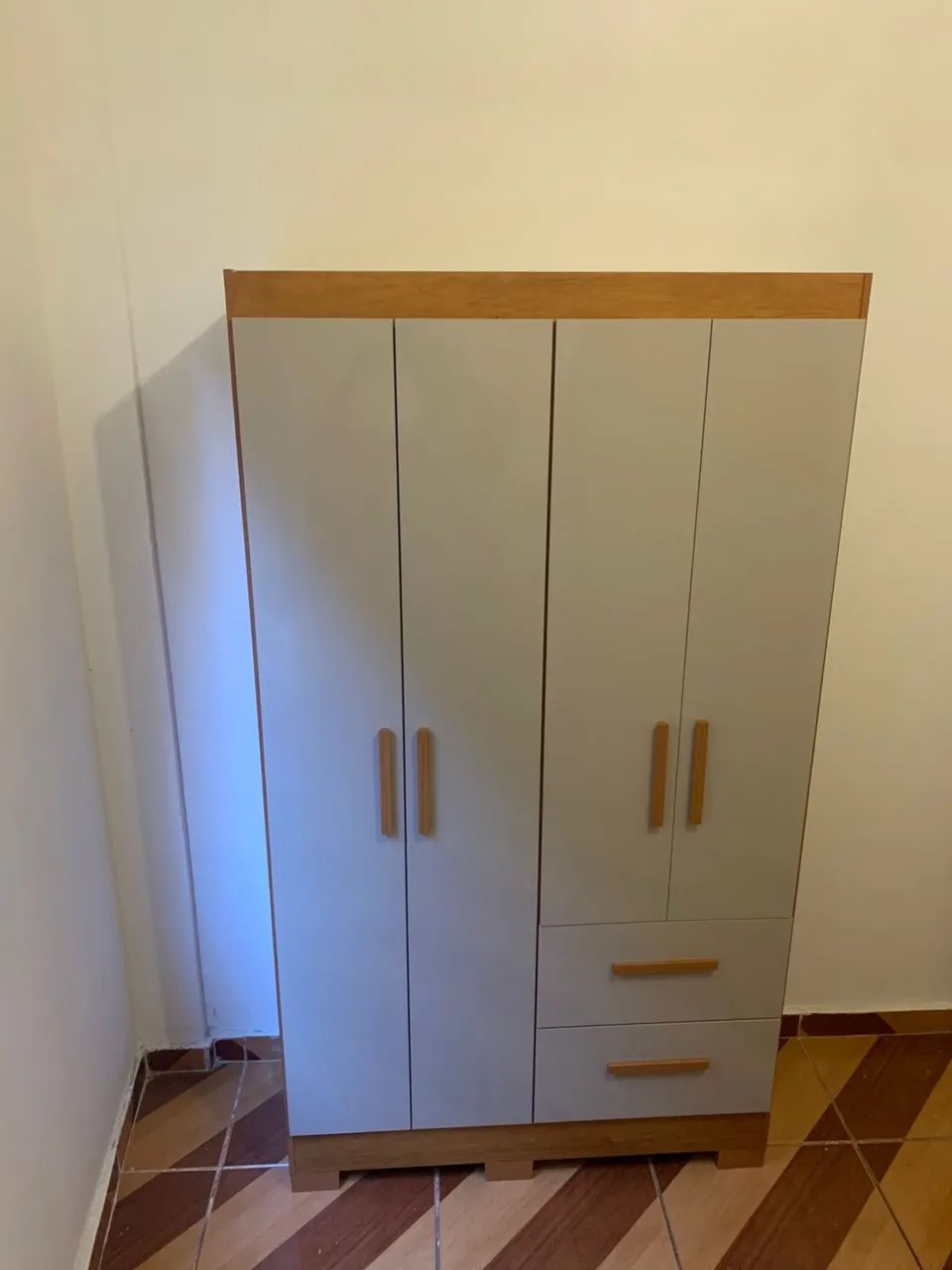 Guarda roupa solteiro 4 pra - Foto 3