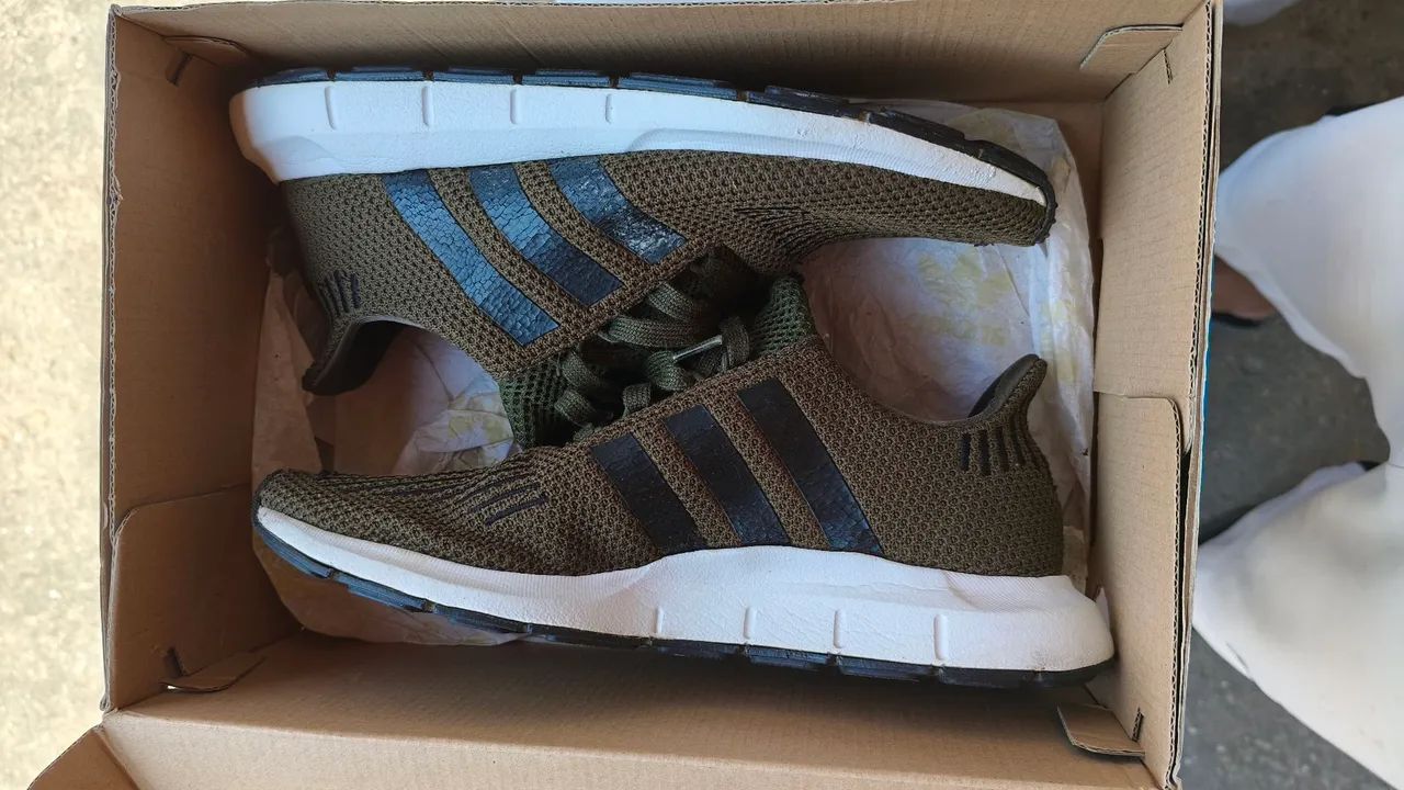 Vendo 3 pares de tênis Adidas  - Foto 2