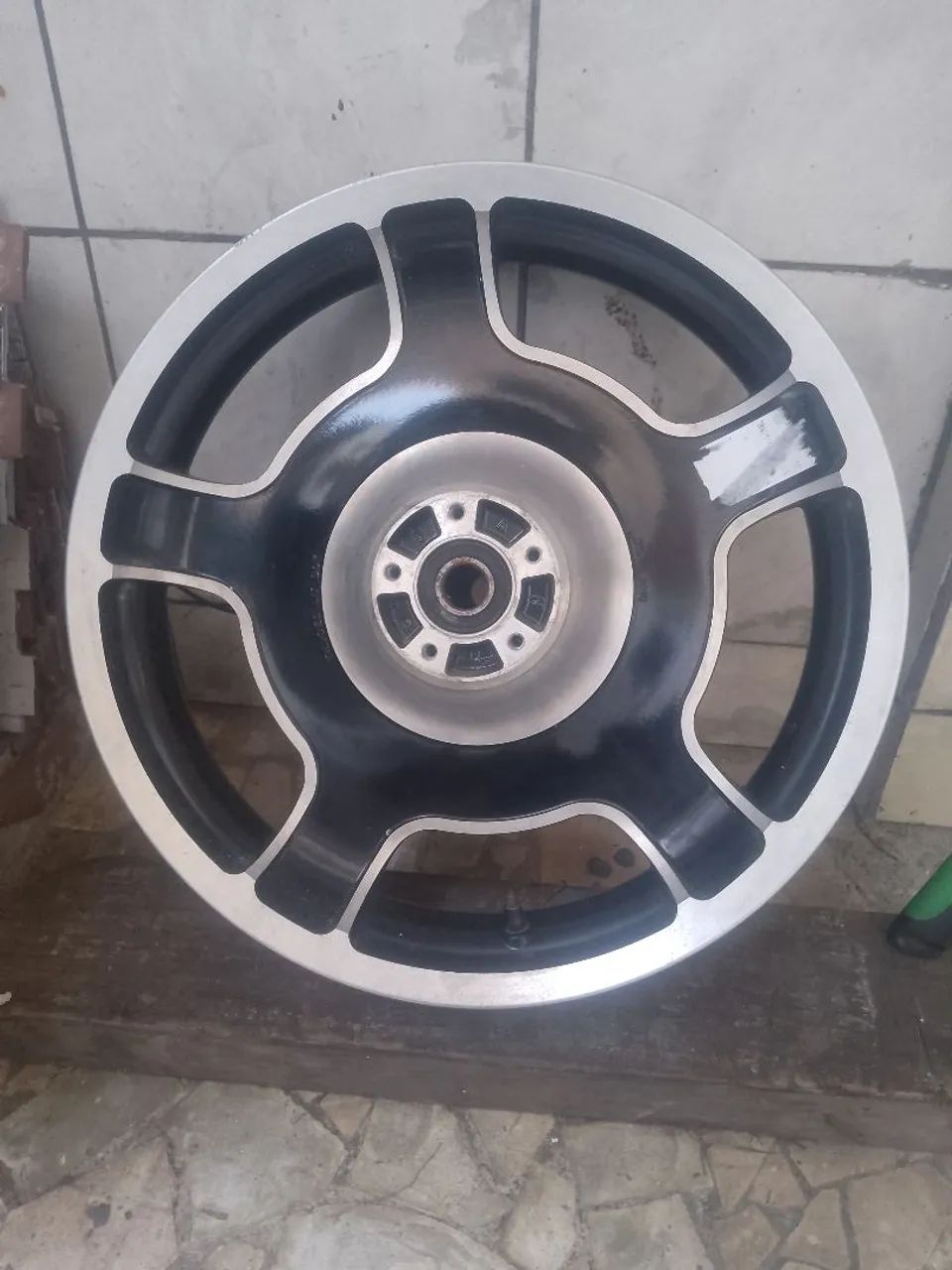 Roda de moto Harley stret glid  - Foto 2