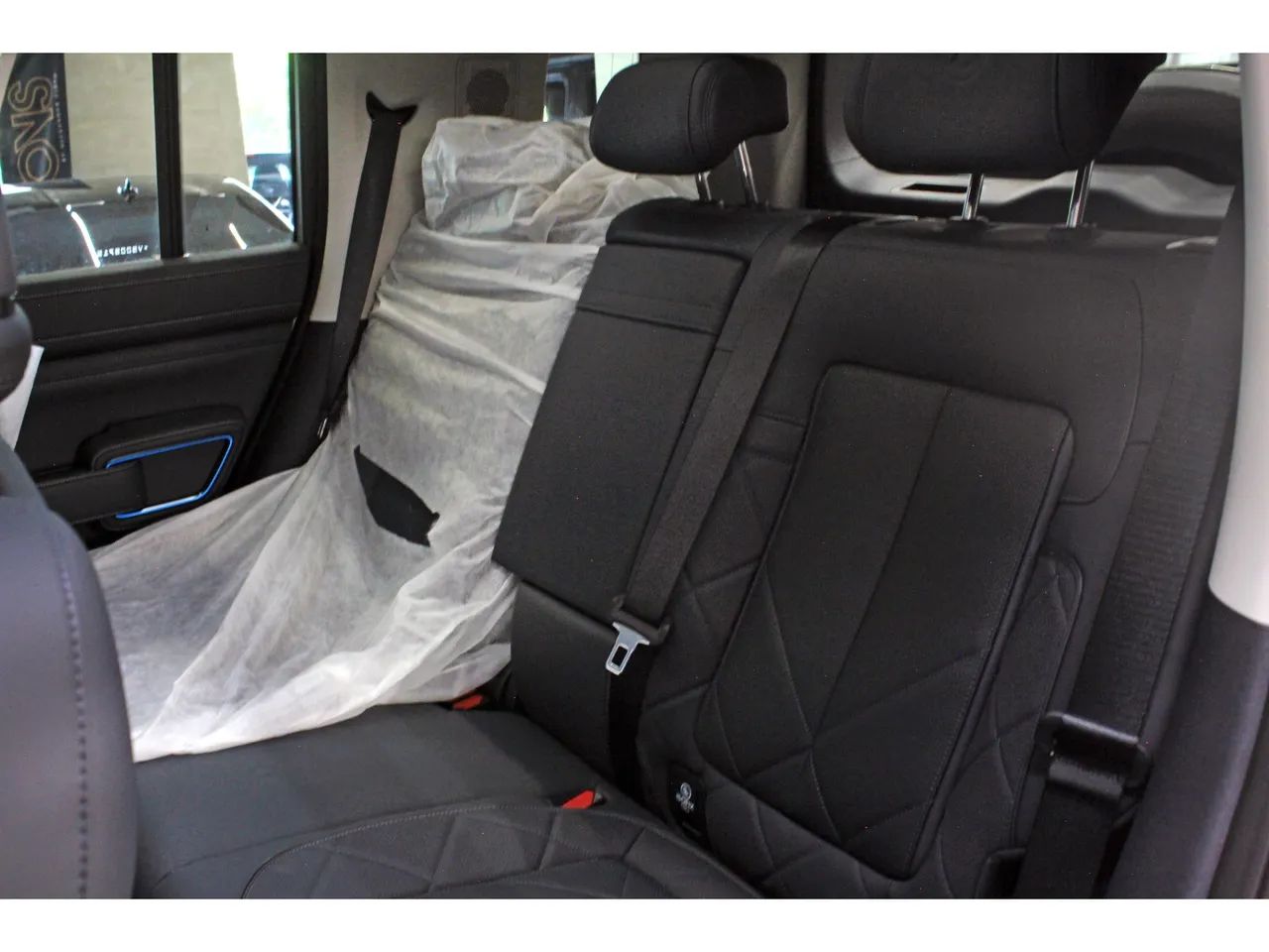 Denza B5 SUV híbrido plug-in, foto 13 de 20
