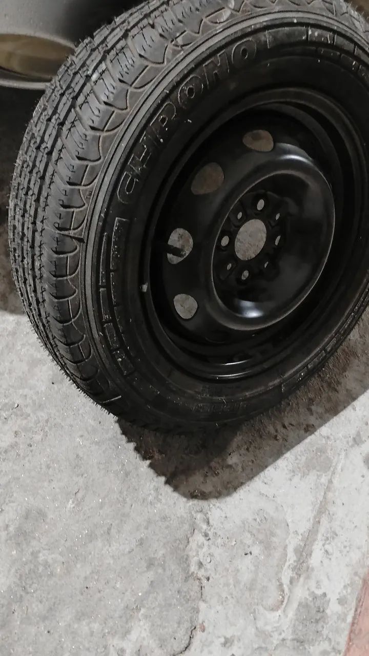 Pneu Pirelli 175 70 88t chrono 