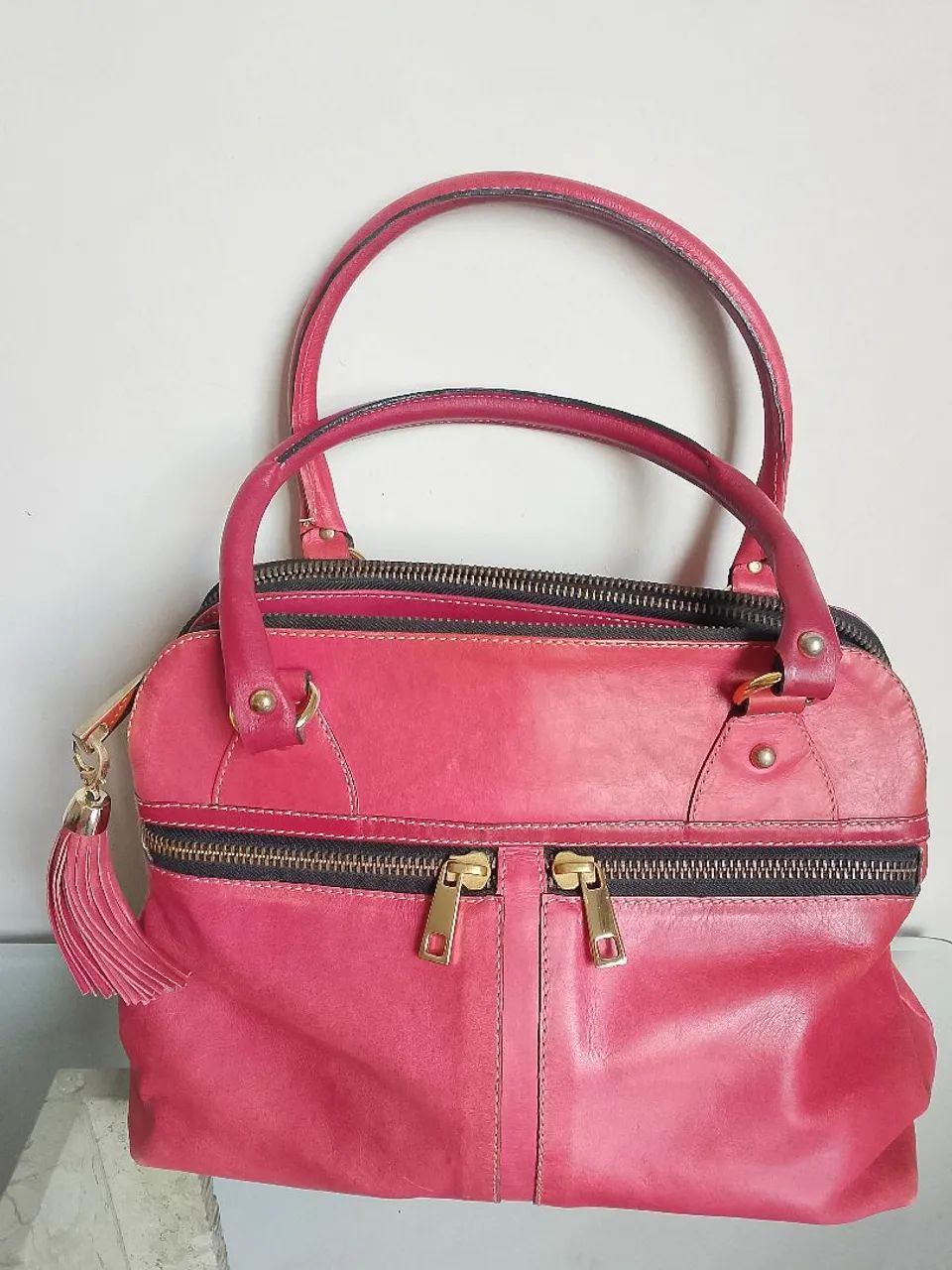 Bolsa em Couro goiaba  legítimo 