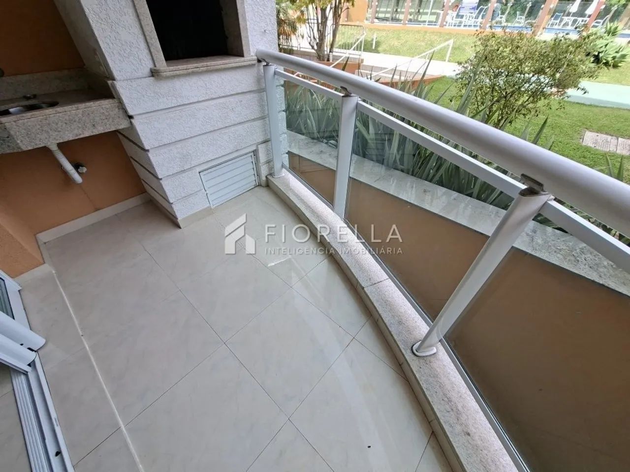 Apartamento com 03 dormitórios sendo 01 suíte no bairro Carvoeira - Florianópolis/SC - Foto 5