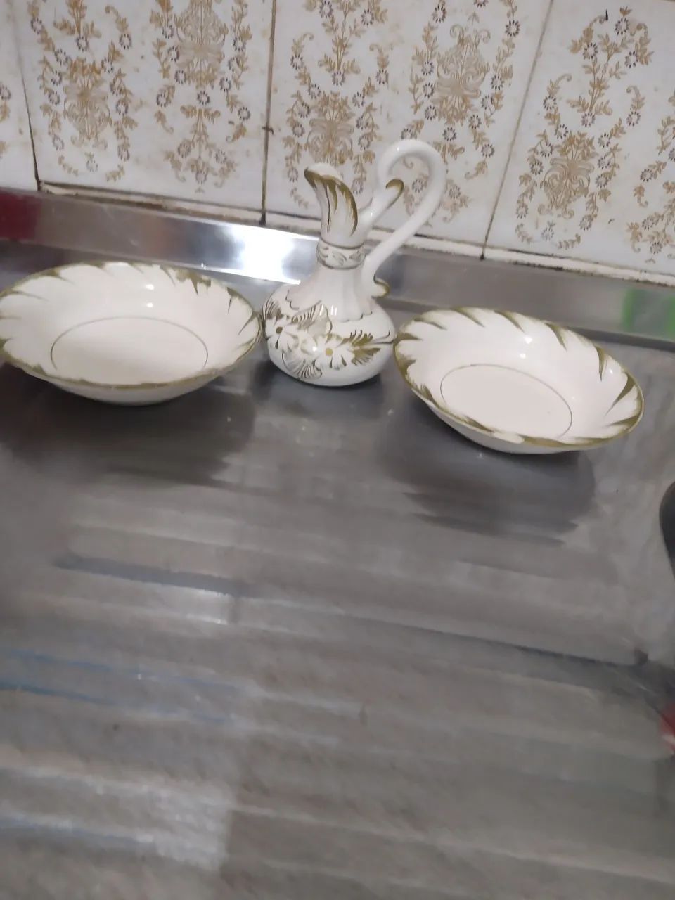 Vendo kit com 3 peças antigas para Antiquário 
