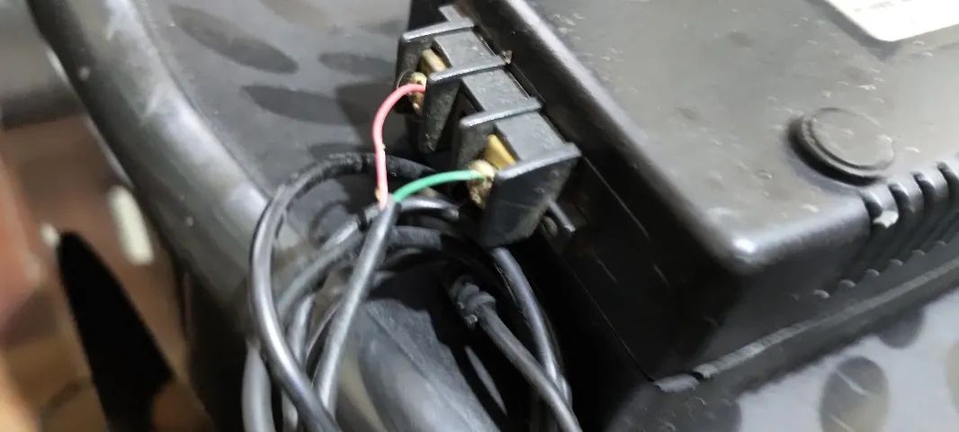 Fonte de Alimentação 12V x 5A profissional - Foto 2