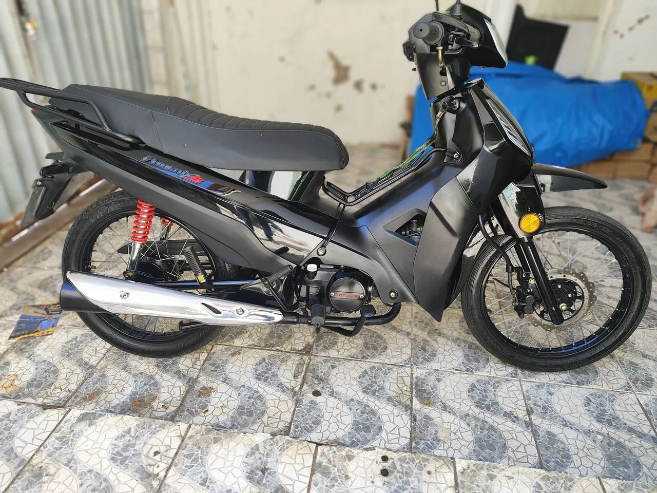 Moto Praticamente zero apenas 180 km - Foto 2