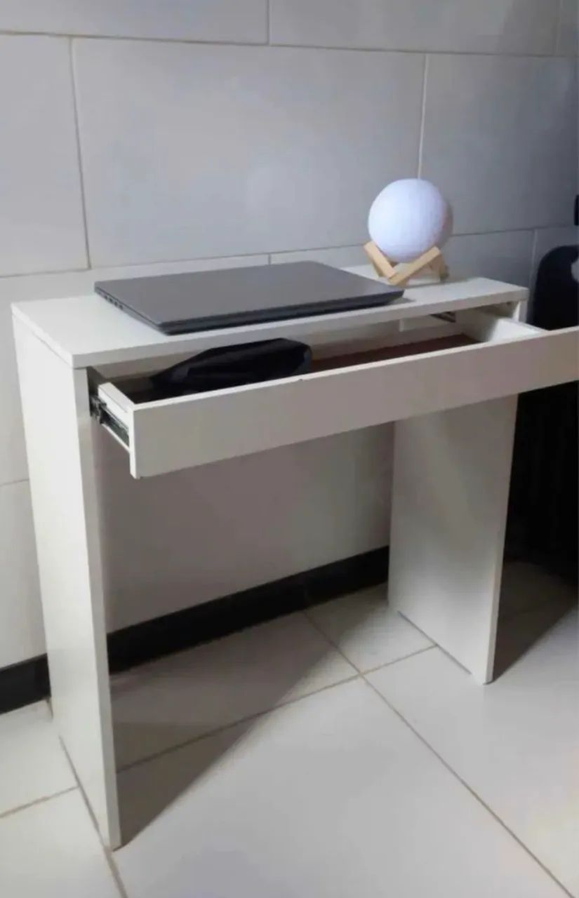 Mesa de MDF nova 
