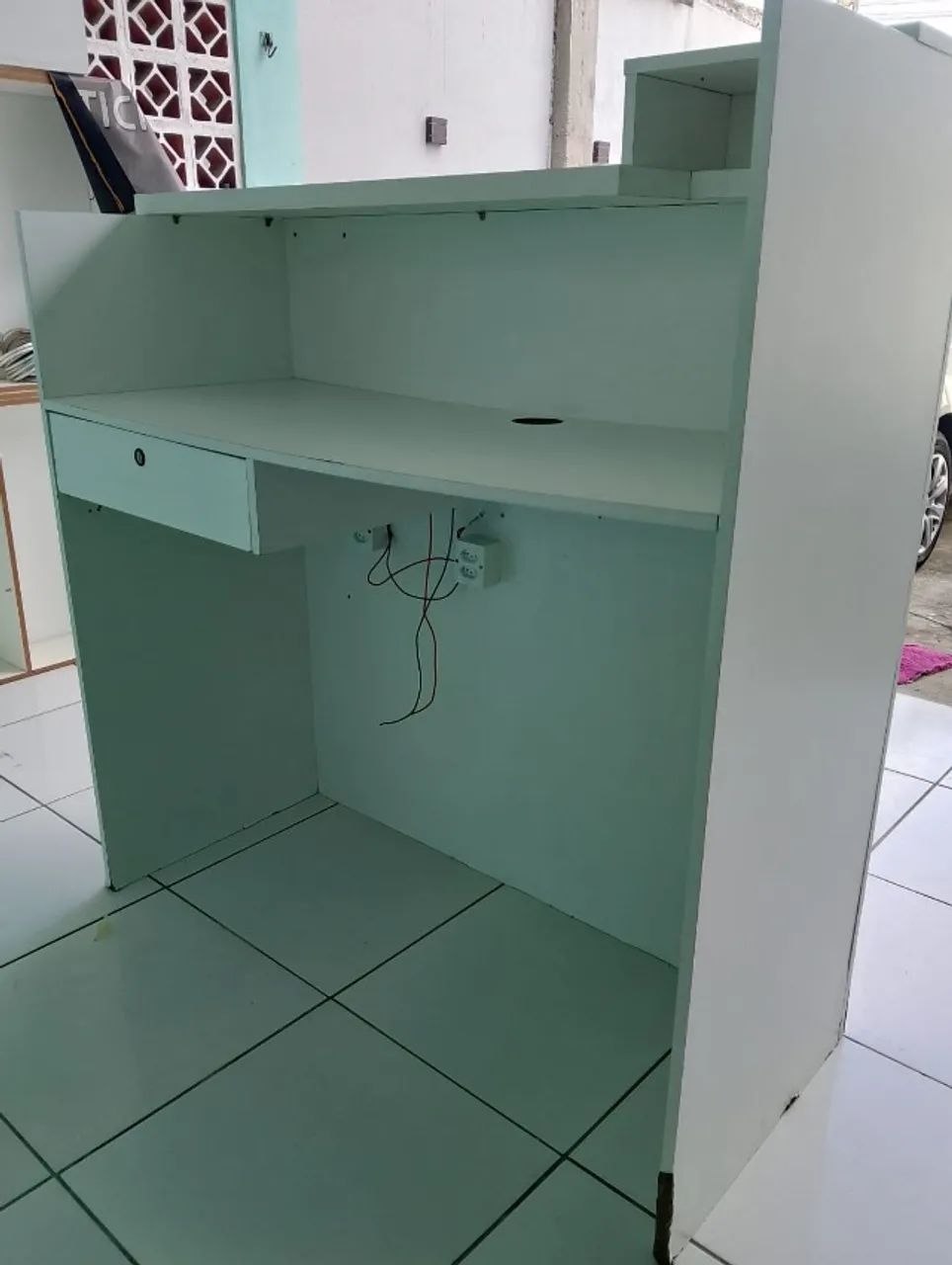 Balcão loja 1,40 com gaveta e chave  - Foto 3