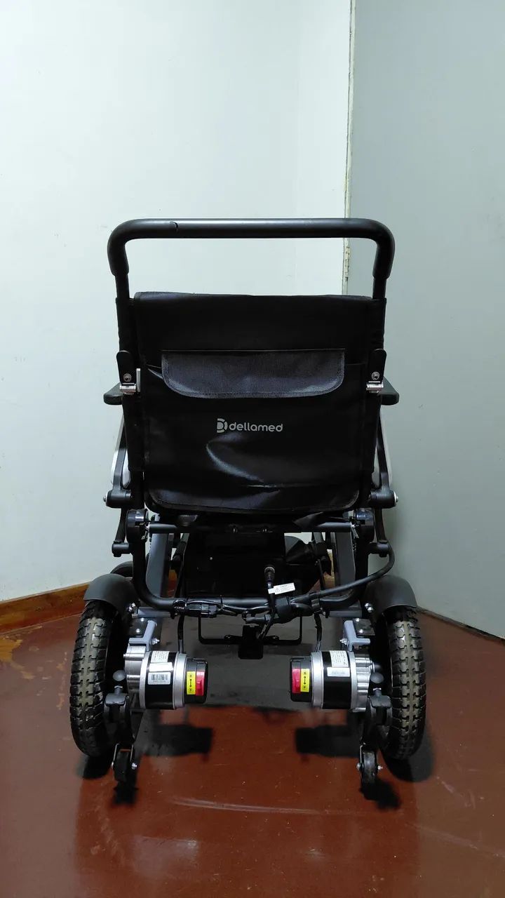 Cadeira de Rodas D3000 SUPERLIGHT - Foto 4