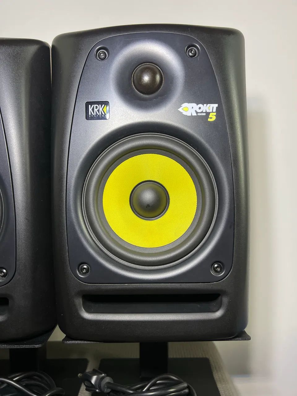 Par Monitores De Áudio Krk Rokit 5 G2 - Foto 2