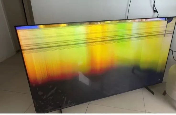 Smart TV Samsung 70 Polegadas com Defeito - Para Retirada de Peças - Foto 4