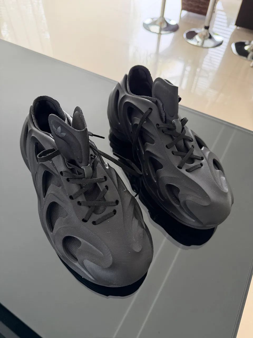 Tênis Adidas semi novo - Foto 4