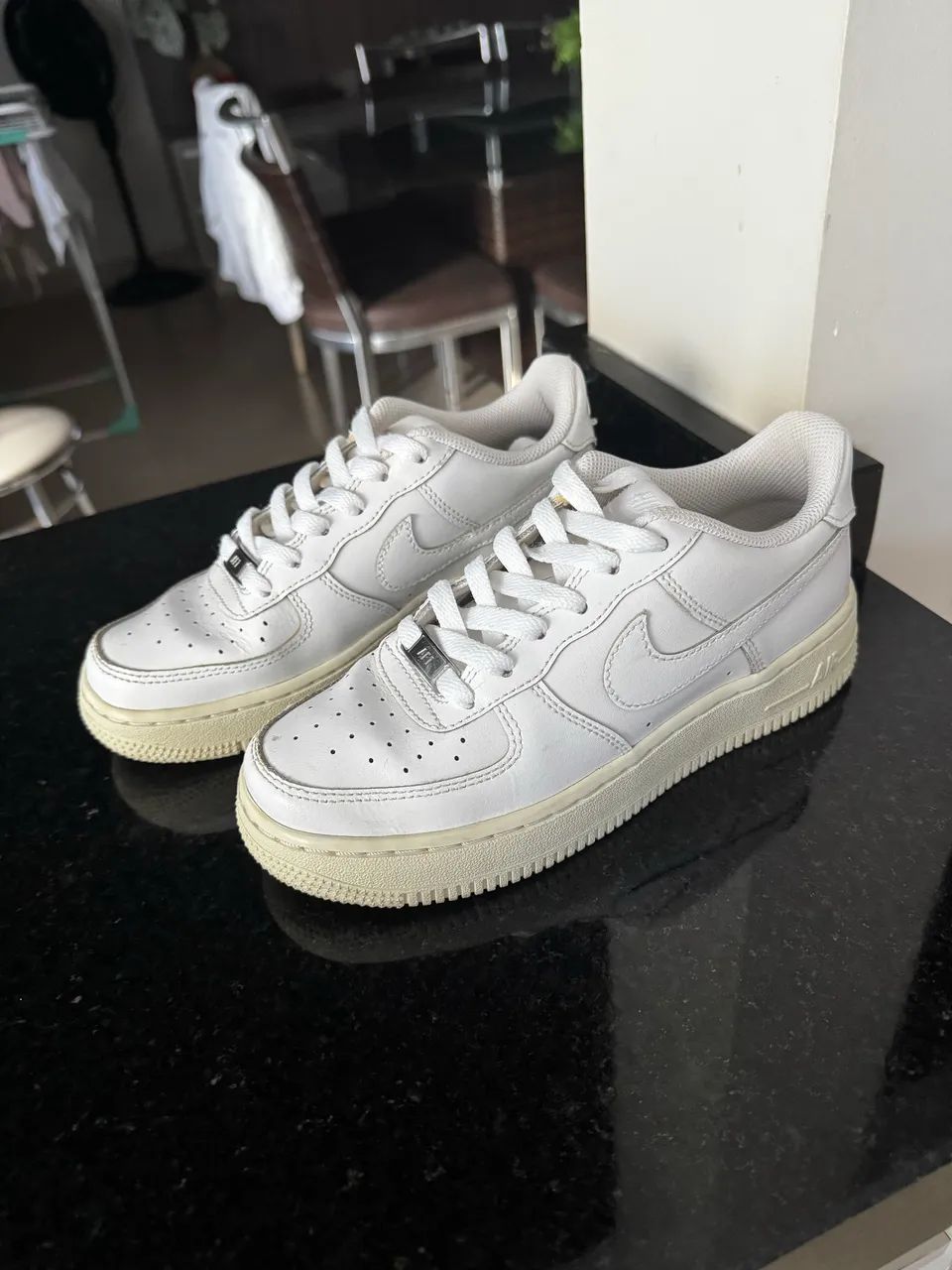 Nike Air Force 1 - tamanho 34 - Foto 2