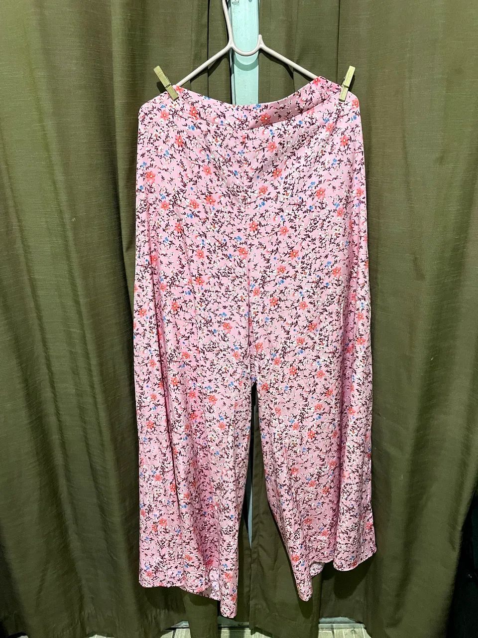 Calça pantalona rosa florida 2xl - Foto 2