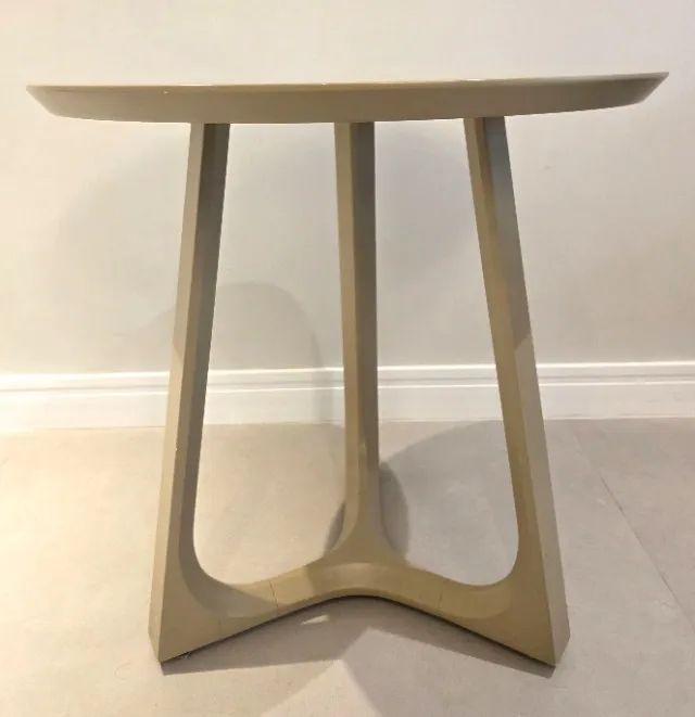 Mesa de Canto de Madeira Maciça Laqueada (Bege / Off-White) - Foto 2