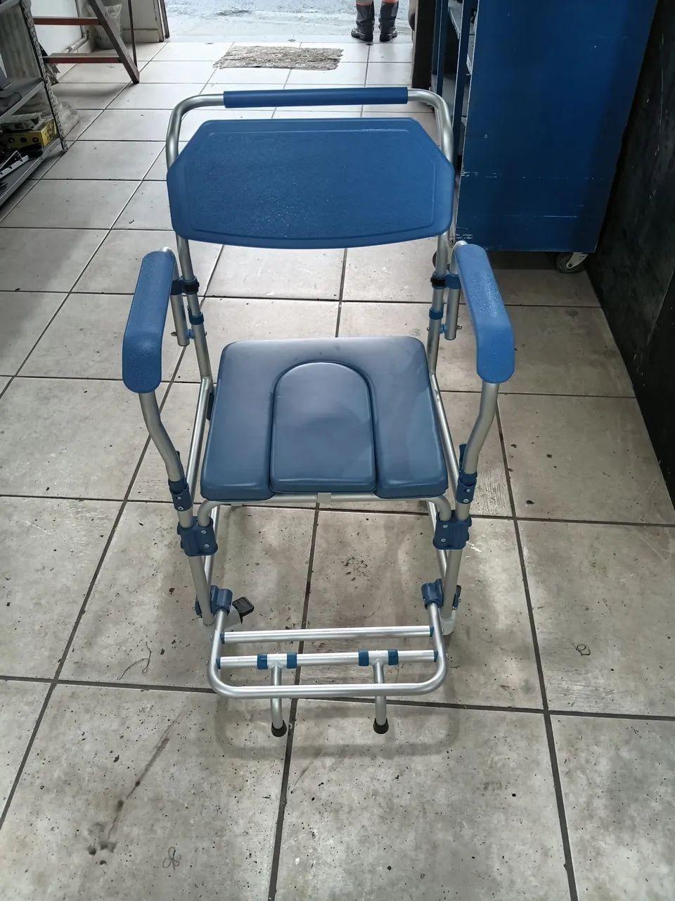 Cadeira de banho D 60 