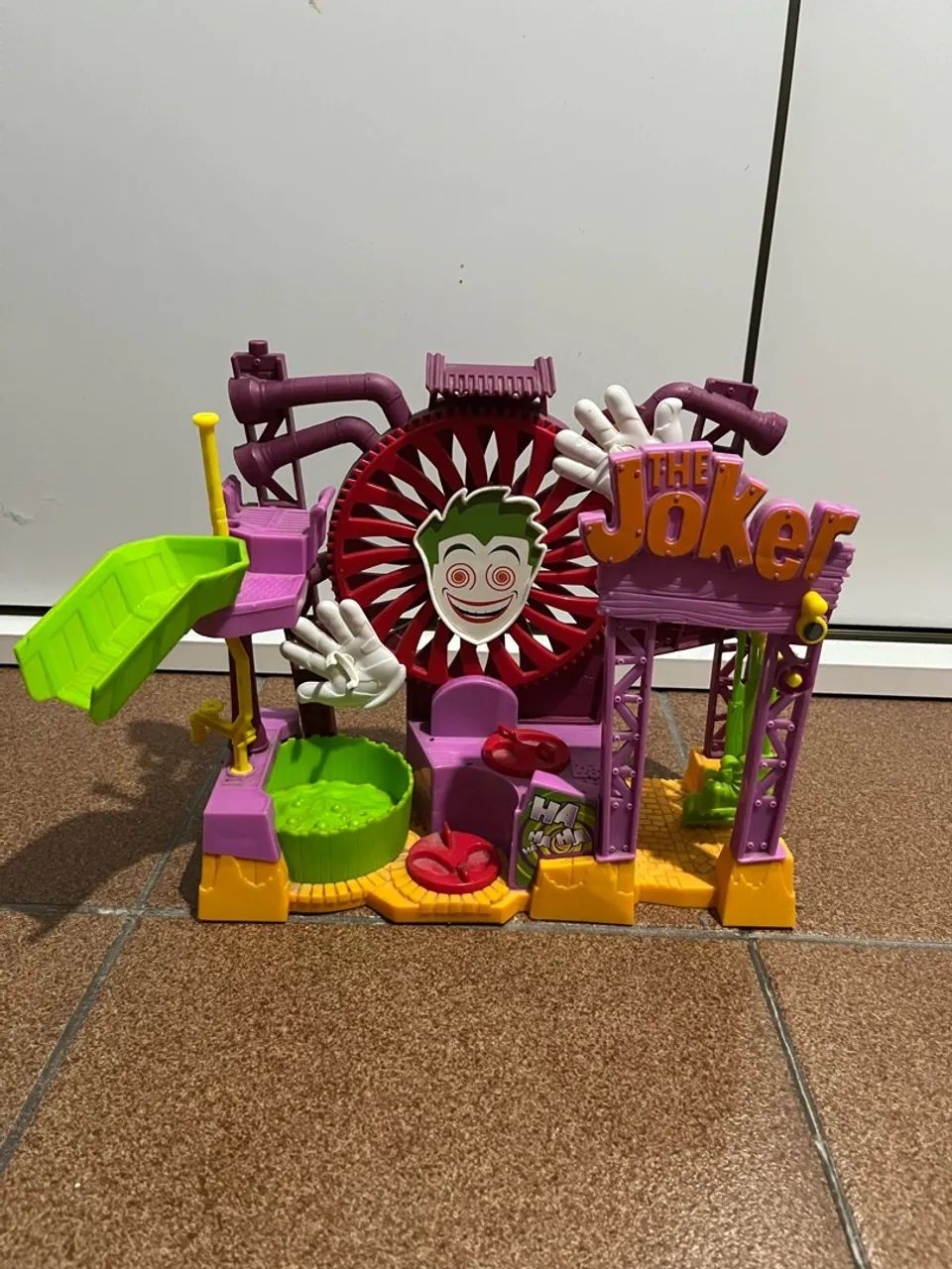 Kit brinquedos do batman e do coringa  - Foto 3