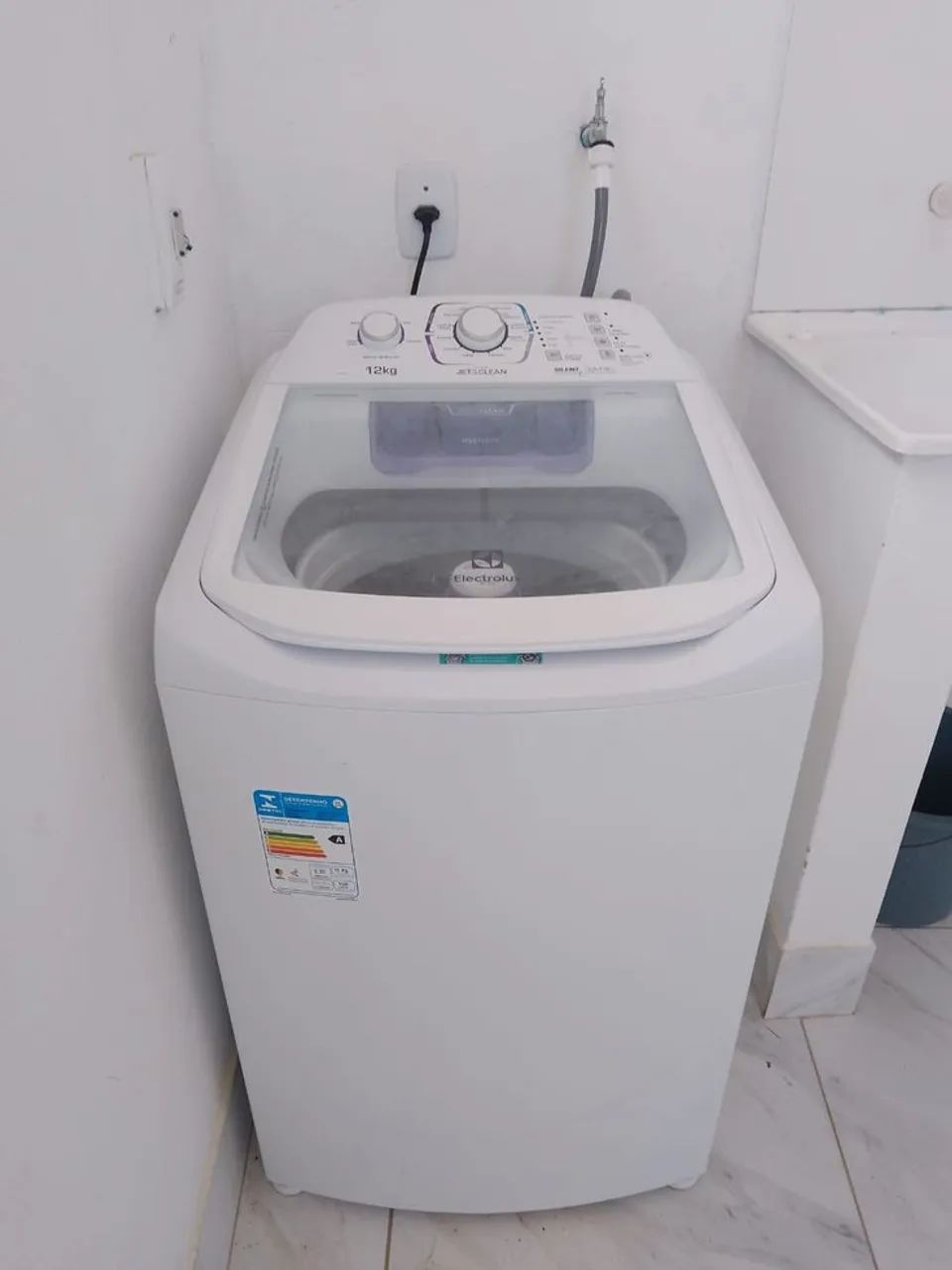 Máquina de lava roupa 