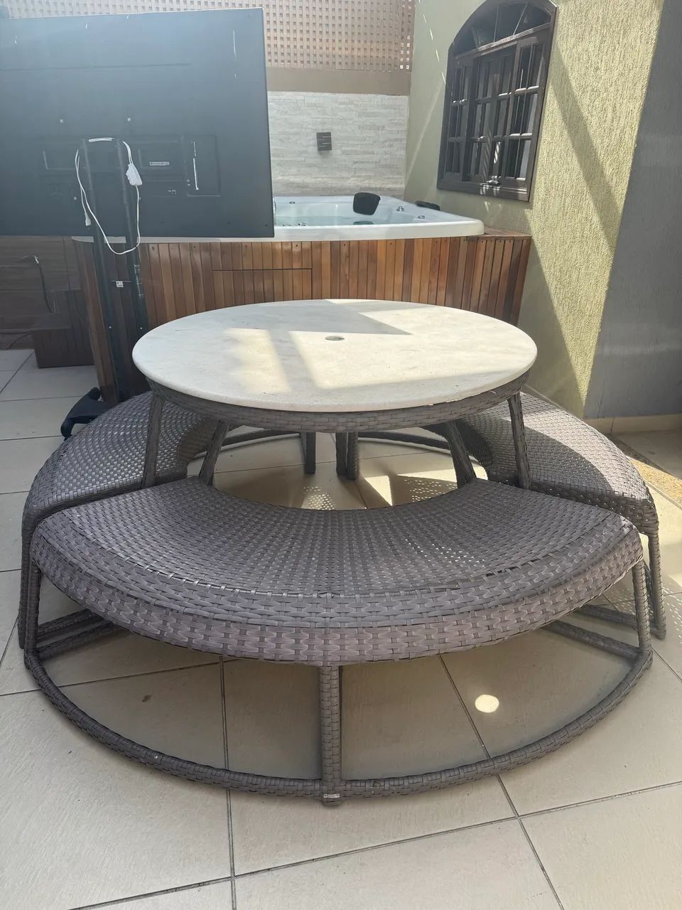 CONJUNTO DE MESA COM ASSENTOS - FIBRA SINTÉTICA - Foto 2