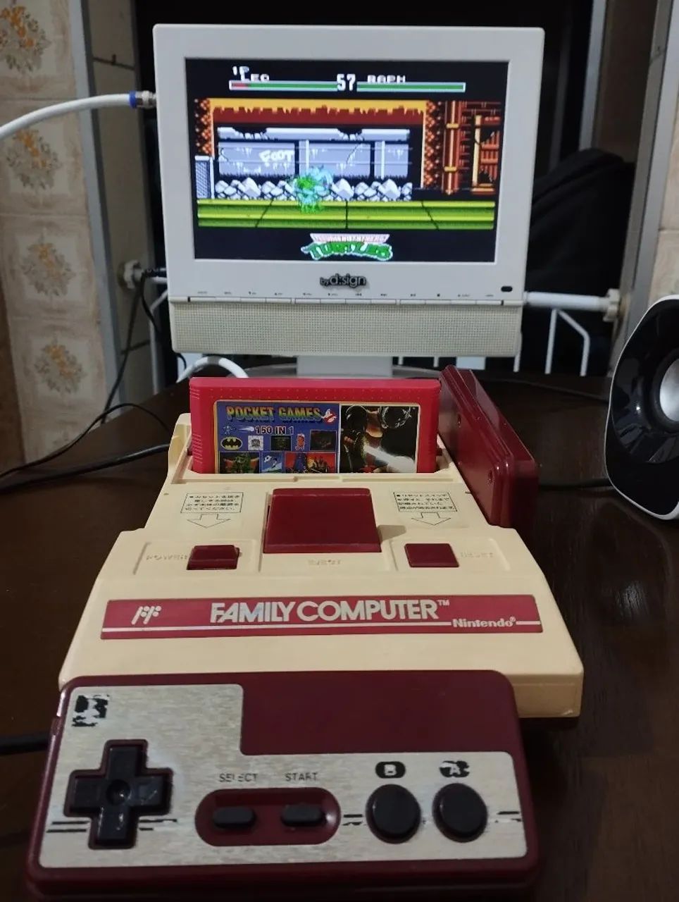 Nintendo Famicom 