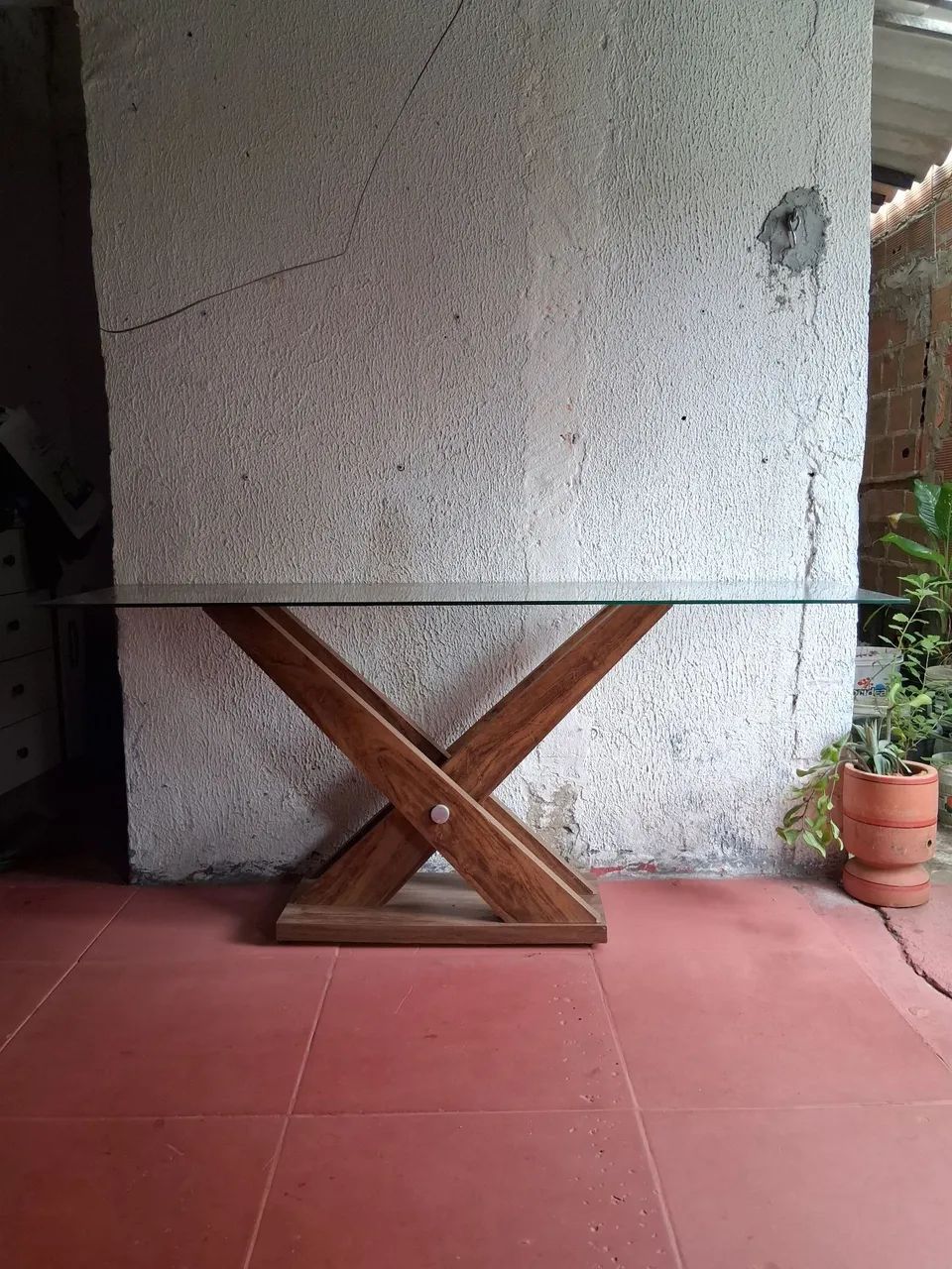 Mesa de madeira e aparador - Foto 3