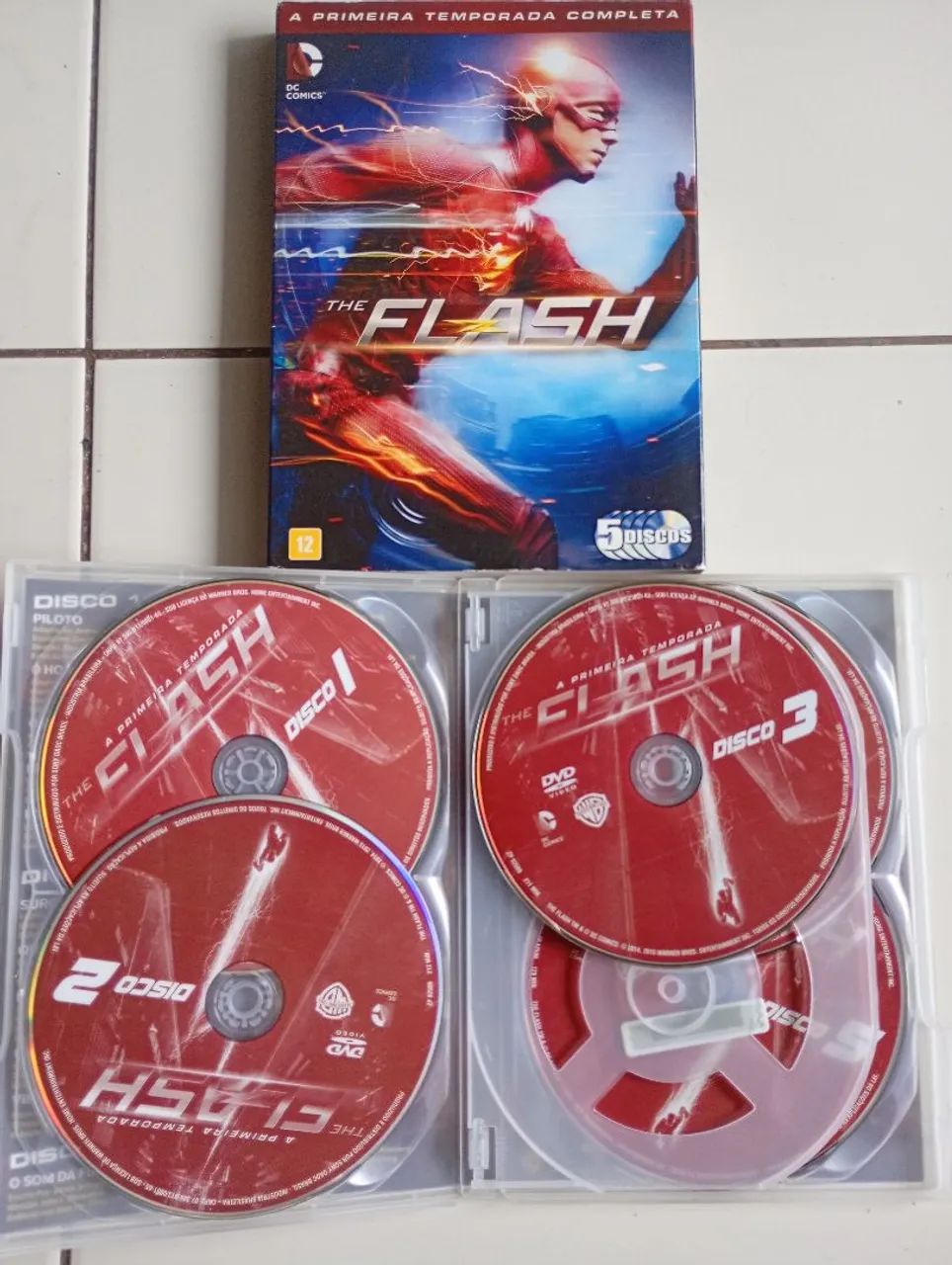 1, 2, 3 e 4 Temporada Completa de Flash - Foto 2