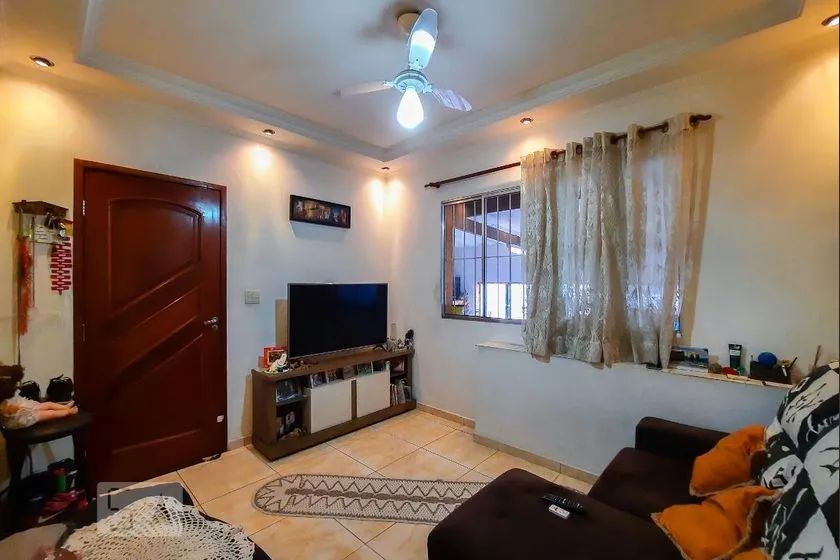 Casa à Venda - Centro, 5 Quartos, 240 m2