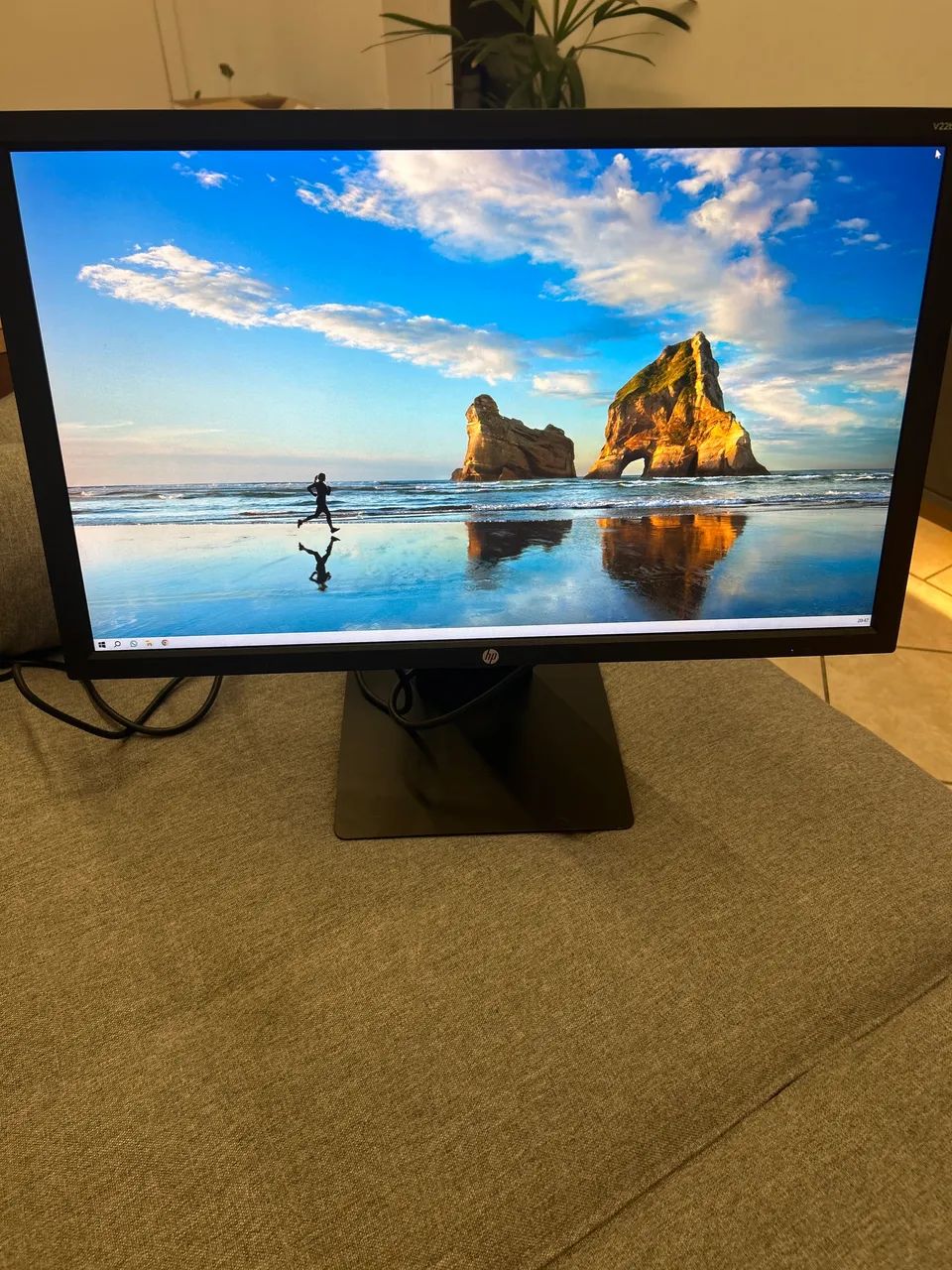 Monitor HP - 22? - seminovo 