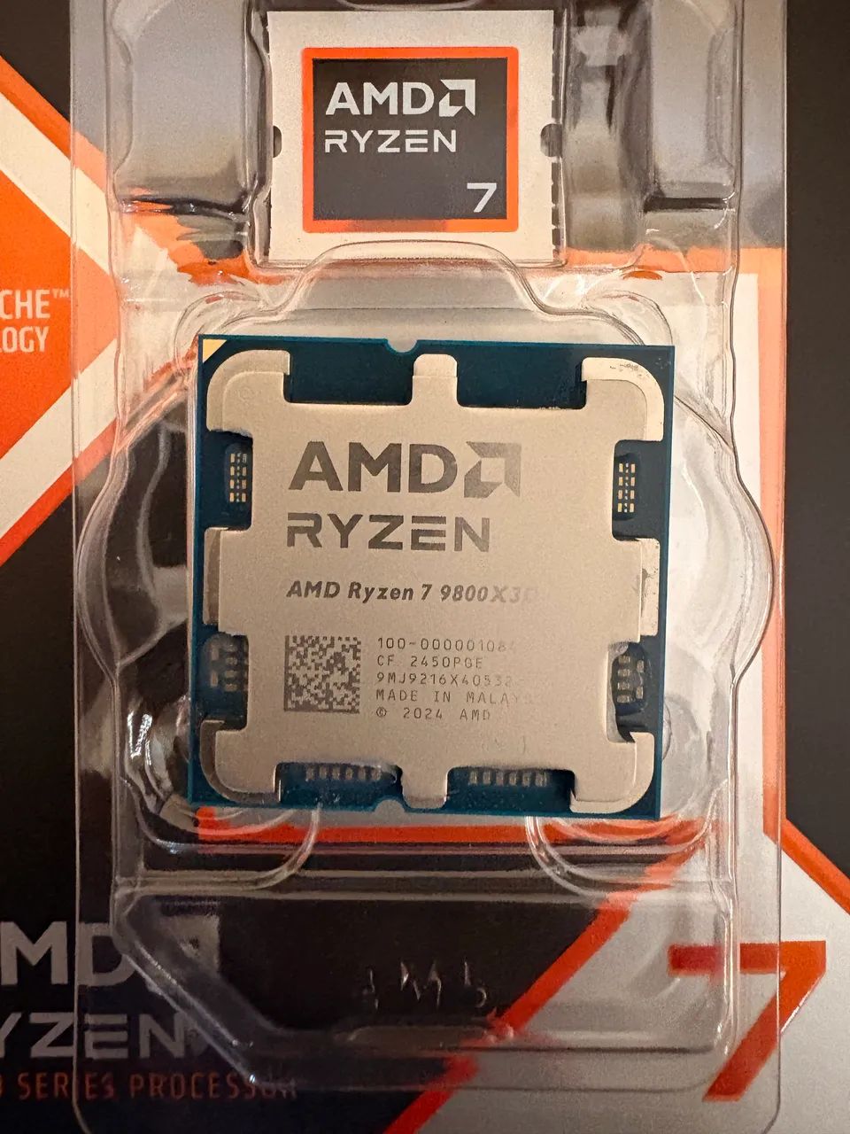 AMD Ryzen 7 9800X3D - Foto 2