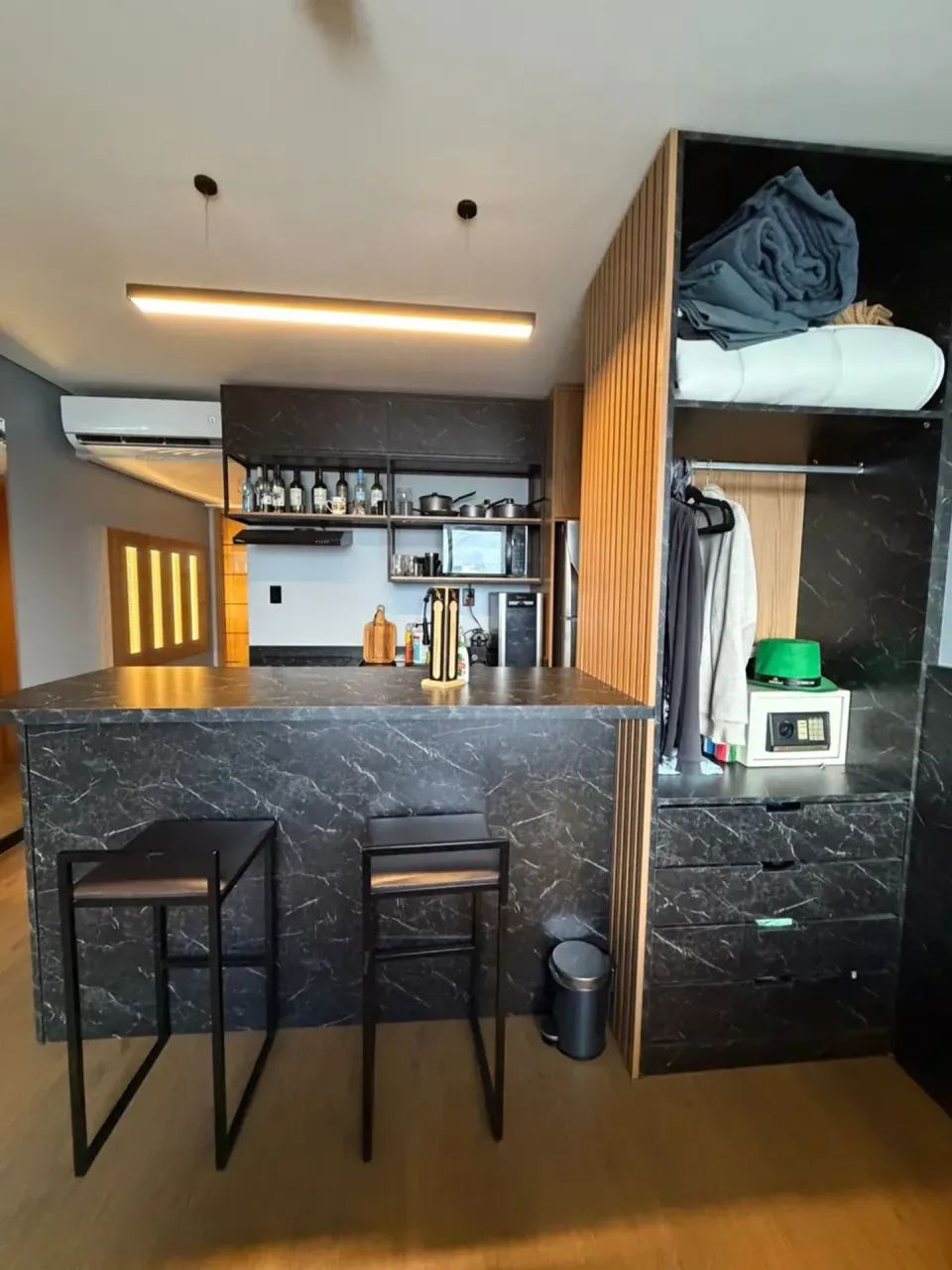 Excelente Flat MOBILIADO - Bairro Adrianopolis - Foto 2