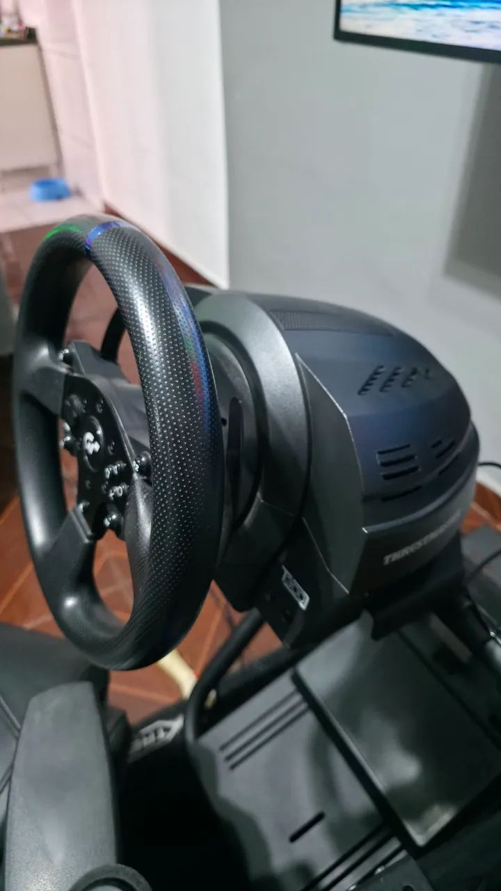 Volante thrustmaster t300 RS + pedal - Foto 2