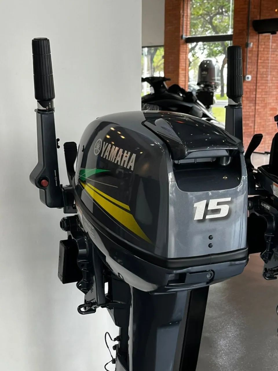 Motor de Popa 15HP 2 Tempos Yamaha - Foto 4