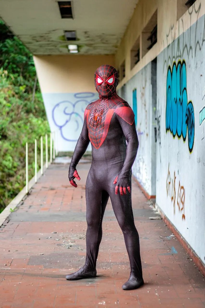 Traje Spider Man Miles Morales - Foto 2
