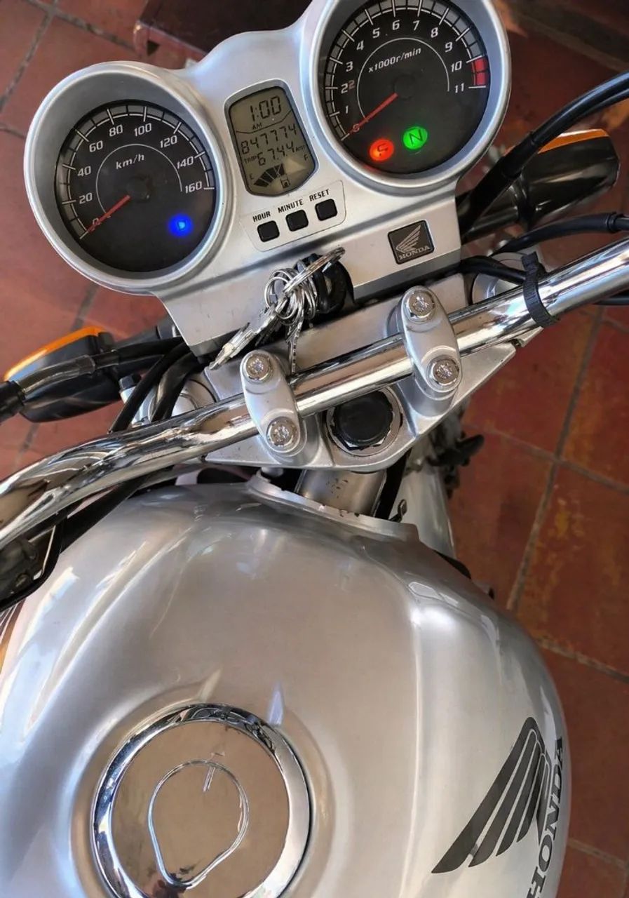 MOTO TWISTER 2008