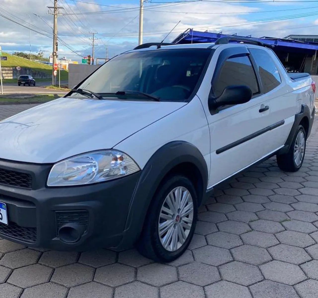 Fiat Strada Working 1.4 MPI Fire Flex 8V CD 2014 - Foto 2