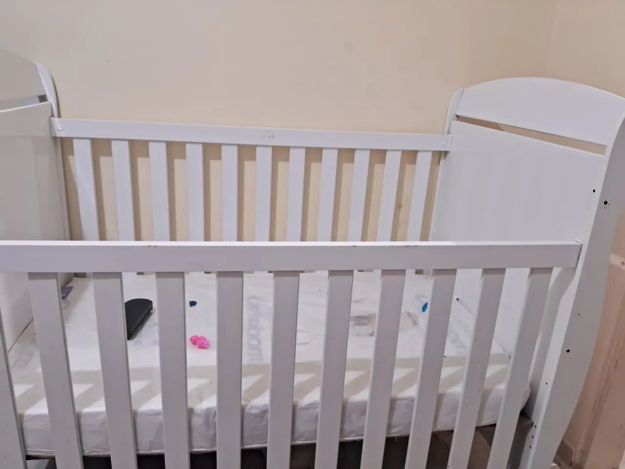 Vende-se berço com colchão em ótimo estado!!!