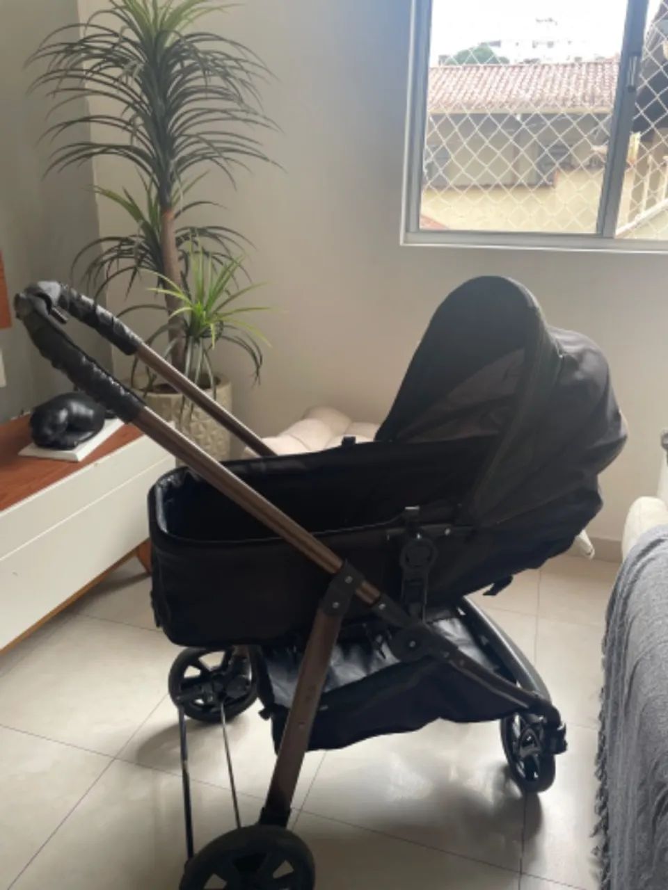 Carrinho de Bebê com Moisés e Bebê Conforto. 3 em 1. - Foto 5