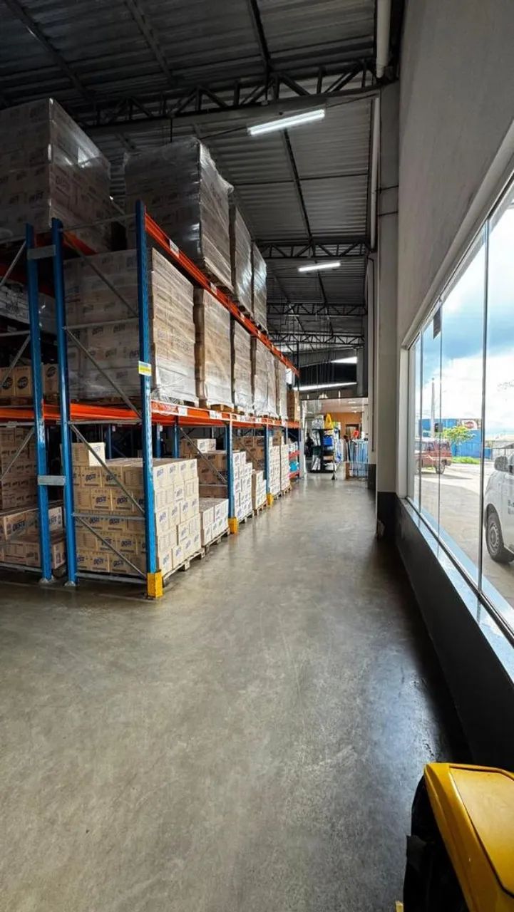Oportunidade - Ponto comercial com Estrutura Completa.