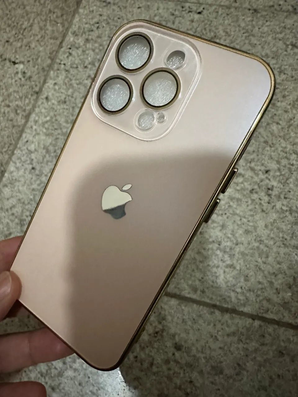 Capa para IPhone 14 Pro - Rosê