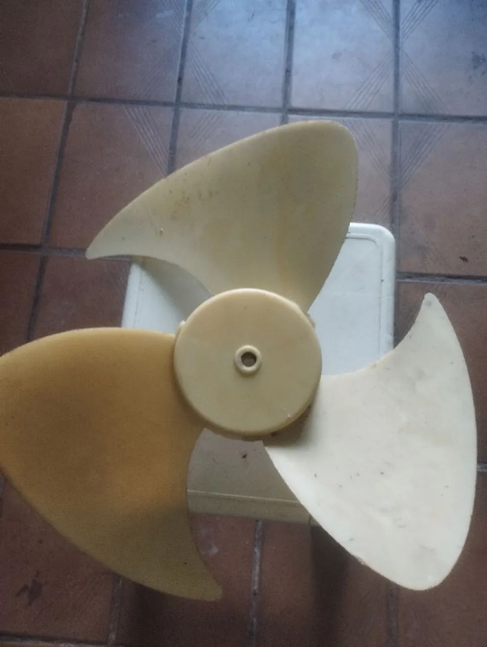 Hélice do ar condicionado helgin - Foto 3