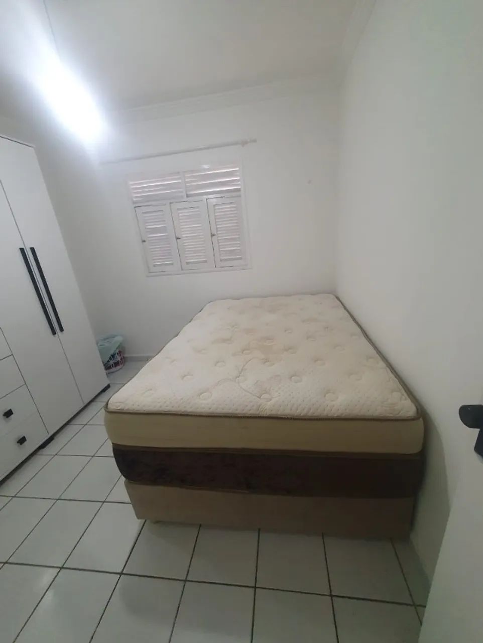 Vendo Cama Box - Promoção Imperdível! 